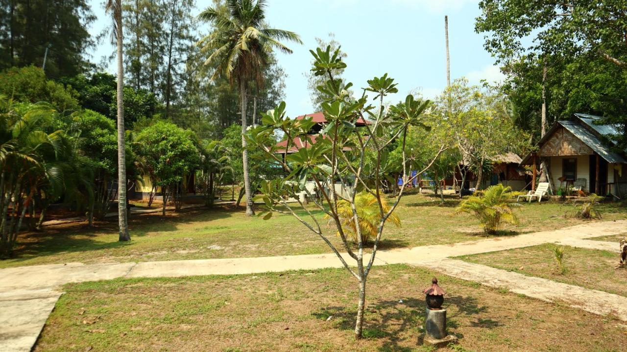 Koh Yao Noi Beach Resort Экстерьер фото